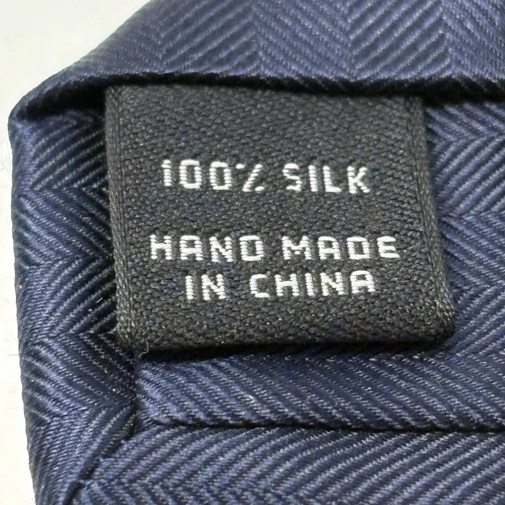 Joseph by Jos A‎ Bank Men Navy Blue Striped 100% Silk Hand Made Necktie